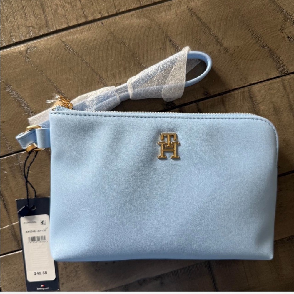 Tommy Hilfiger Wristlet